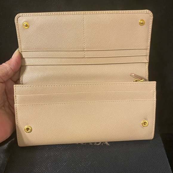 PRADA Saffiano Fiocco Wallet w/box COA - Picture 16 of 16
